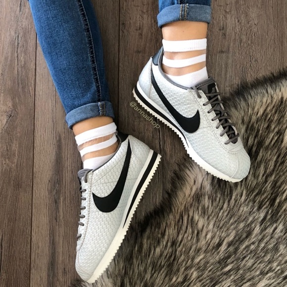 NWT Nike Cortez Classic Special edition - Picture 3 of 8